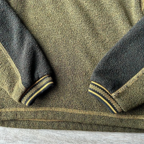 Kuhl Kids’ Alfpaca Fleece Pullover Sweater Made in Canada - Picture 6 of 13